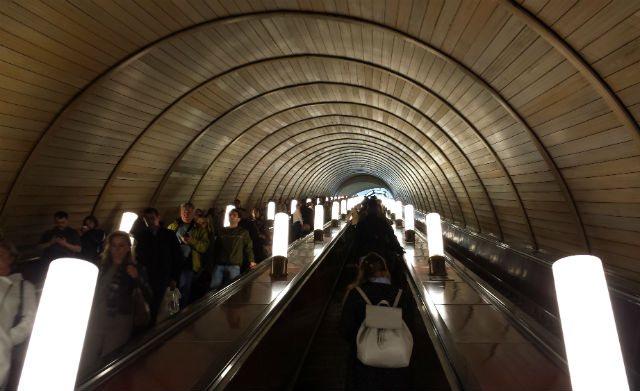 metro escalator